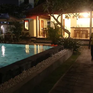  Homestay Puri Clinton Bali
